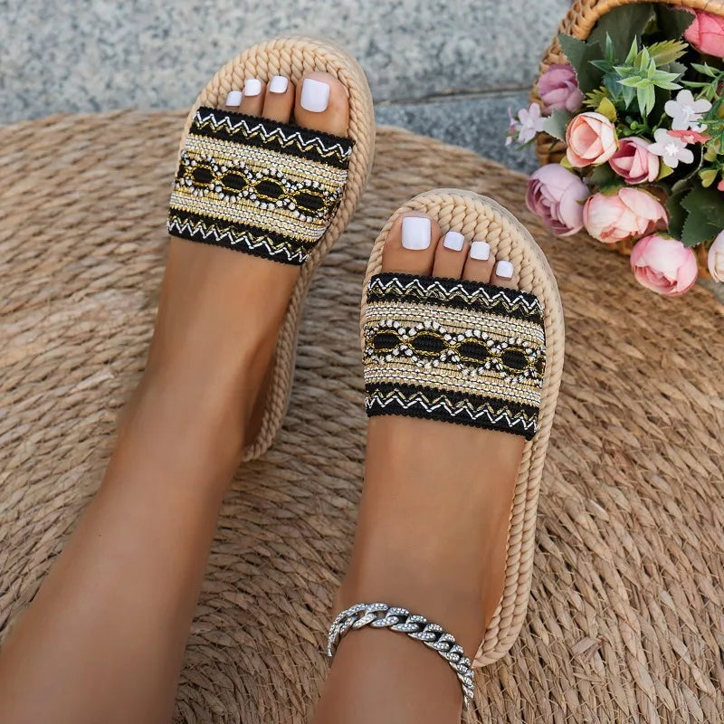 Women Slippers Outdoor Flat Designer Shoes Women Large Size Bohemian Ethnic Sandals Fashion Tassel Beach Slippers Slides Women